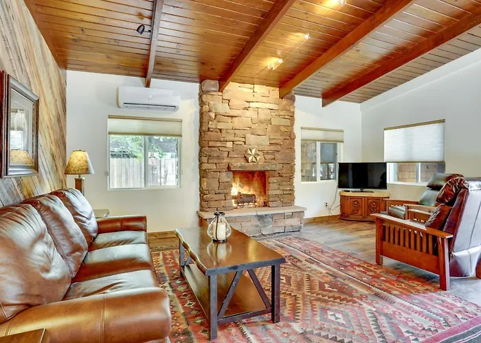 Hot Tub And Red Rock Views Escape! *